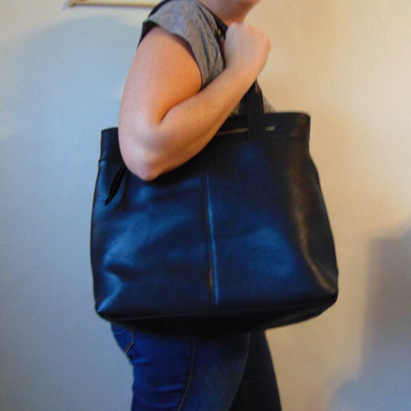 Madison West Handbags - Madison West Large Shoulder Bag